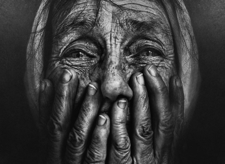 Gallery of photography by Lee Jeffries-USA