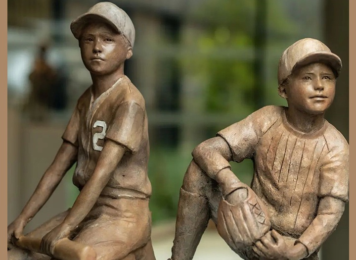 Gallery of Sculpture by Anne Laure Peres - France