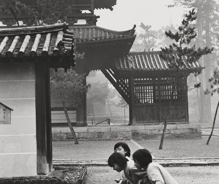 Gallery of Photos by Henri Cartier-Bresson-50s & 60s