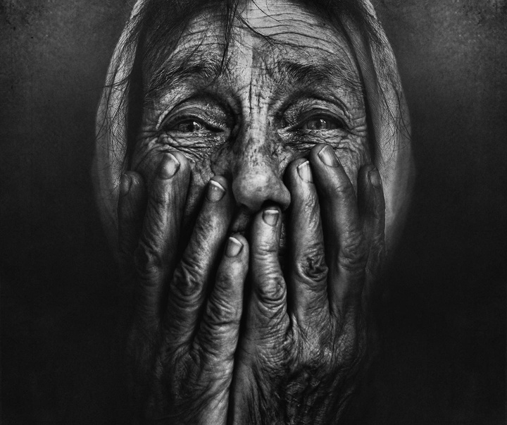 Gallery of photography by Lee Jeffries-USA