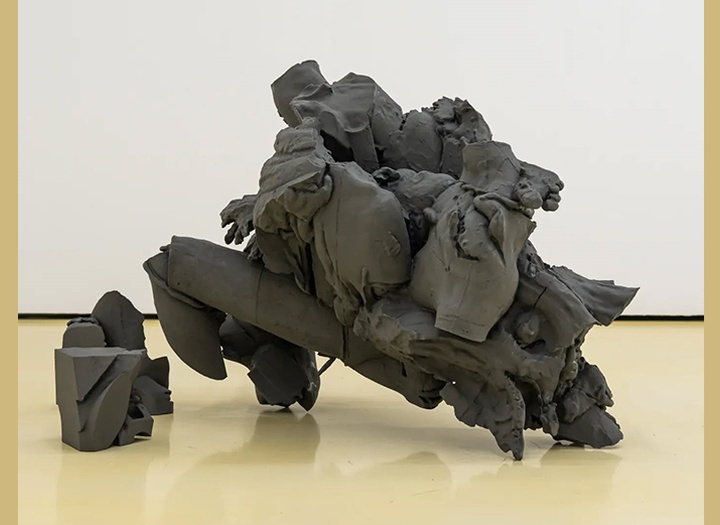 Gallery of Sculpture by ByungHo Lee - South Korea