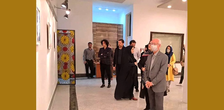 افتتاح نمایشگاه نقاشی آبستره در حوزه هنری لرستان