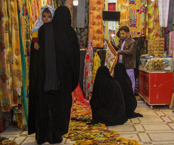 گالری عکس‌های آرزو صادقی از ایران