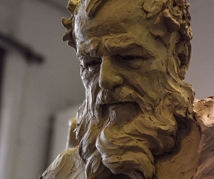 گالری مجسمه‌های کارلوس بناویدز از آرژانتین