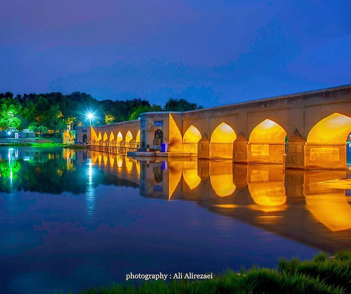 گالری آثار عکاسی علی علیزاده از ایران