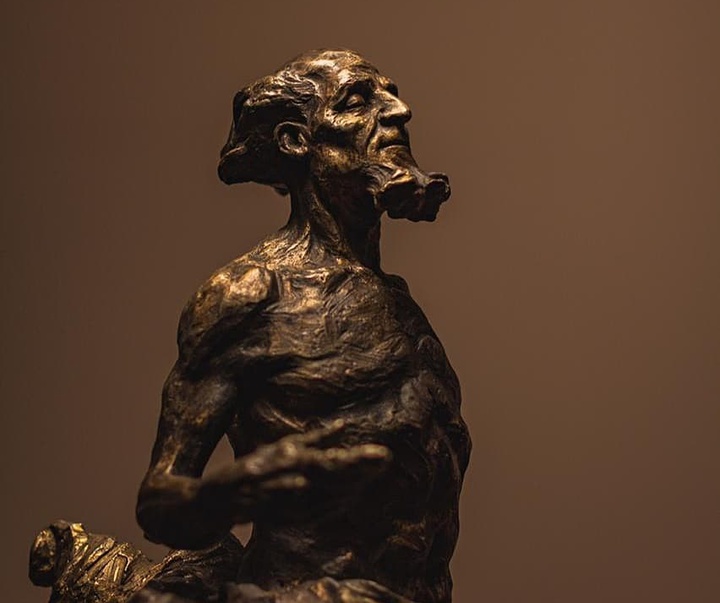 گالری مجسمه‌های کارلوس بناویدز از آرژانتین