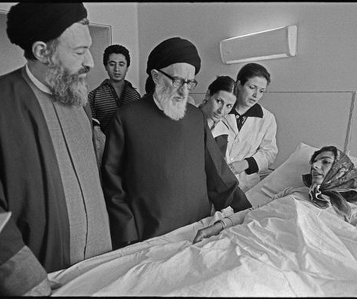گالری عکس های مستند عباس عطار از ایران  (بخش اول، انقلاب ۱۳۵۷)