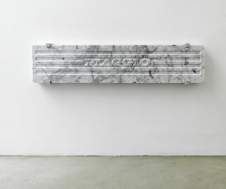 گالری آثار چیدمان و حجم جاناتان مانک از بریتانیا