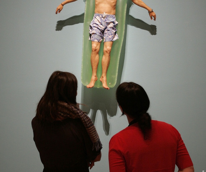 گالری آثار حجم و مجسمه  فرا واقع از رون موئک از استرالیا