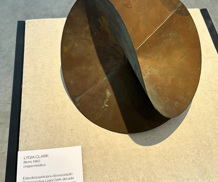 گالری آثار حجم و مجسمه گوستاوو مورنو از اسپانیا