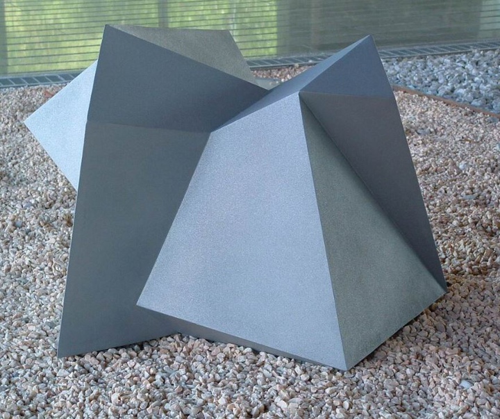 گالری آثار حجم کارلوس کاستاندو از اسپانیا