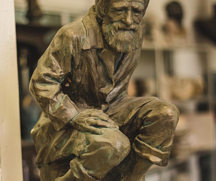 گالری مجسمه‌های کارلوس بناویدز از آرژانتین