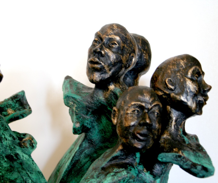 گالری آثار مجسمه و حجم مهنوش مدونپور