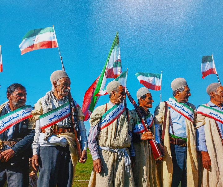 گزارش تصویری از نمایشگاه عکس پرچم افتخار