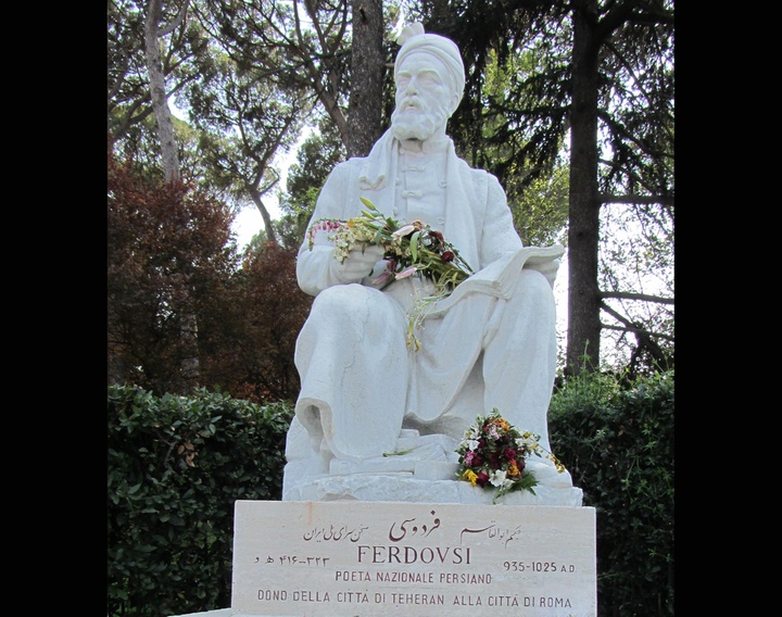 مرمت مجسمه فردوسی در ایتالیا به مناسبت بزرگداشت شاعر پر آوازه ایران