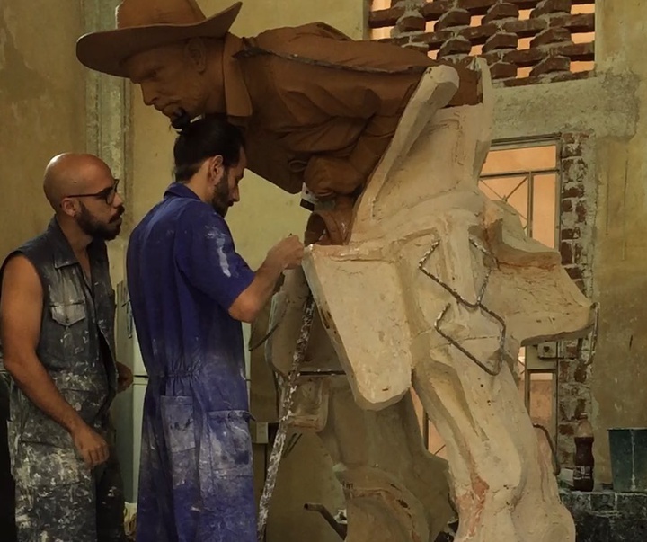 گالری آثار مجسمه و حجم یینیر نونز لوپز از کوبا