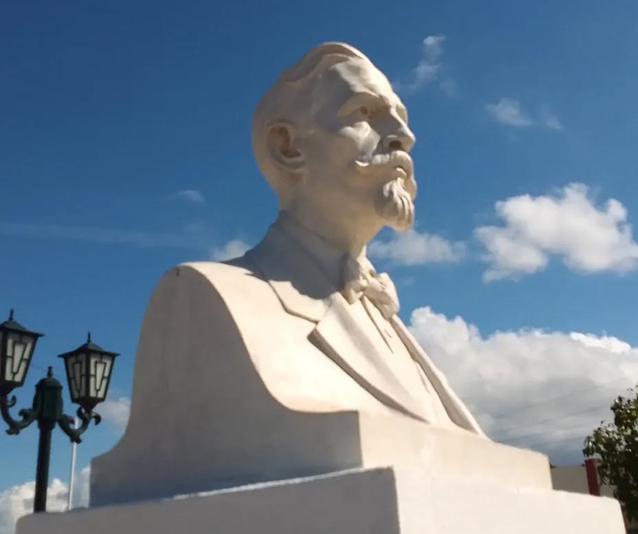 گالری مجسمه‌های گابریل رائول سیسنروس بائز از کوبا