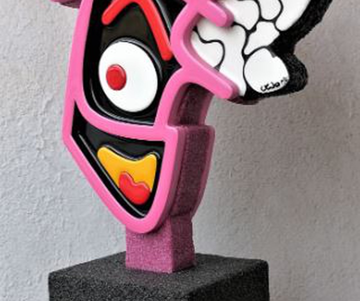 گالری آثار حجم کارلوس کاستاندو از اسپانیا