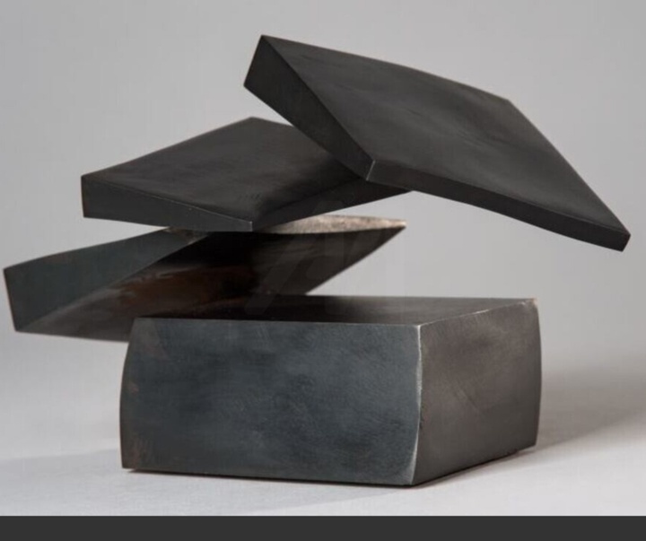 گالری آثار حجم اتین ویارد از فرانسه