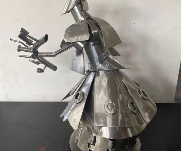 گالری آثار حجم و مجسمه گوستاوو مورنو از اسپانیا