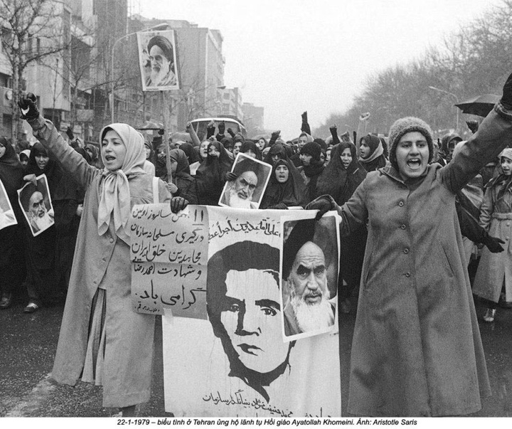 گالری عکس های تصویر انقلاب در قاب دوربین