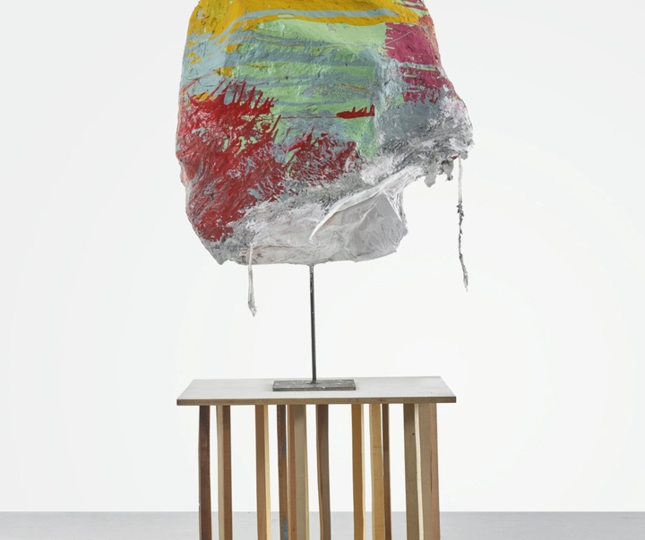 گالری آثار حجم و مجسمه فرانتس وست از اتریش