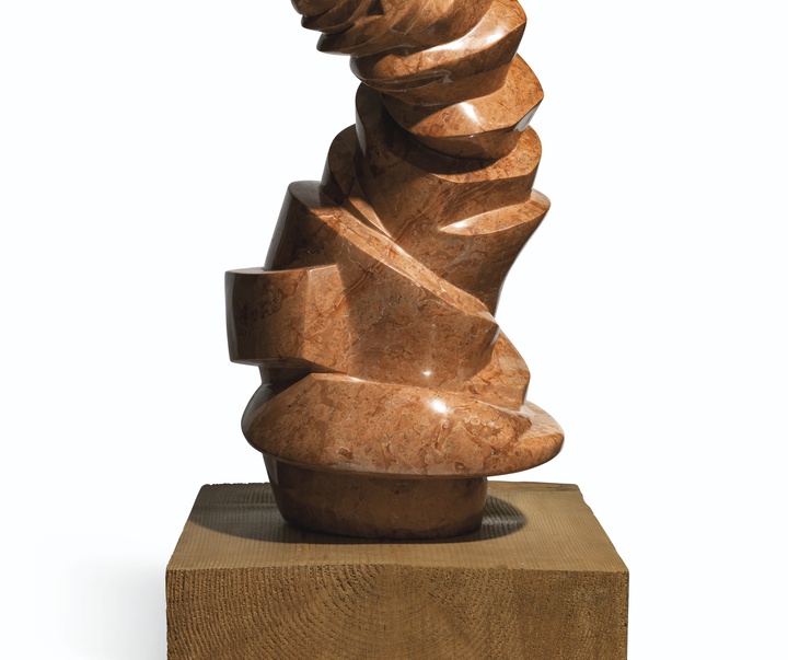 گالری مجسمه‌های لوئیز بورژوا هنرمند فرانسوی آمریکایی