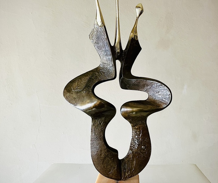 گالری آثار مجسمه و حجم میلکو دوبرو از بلغارستان