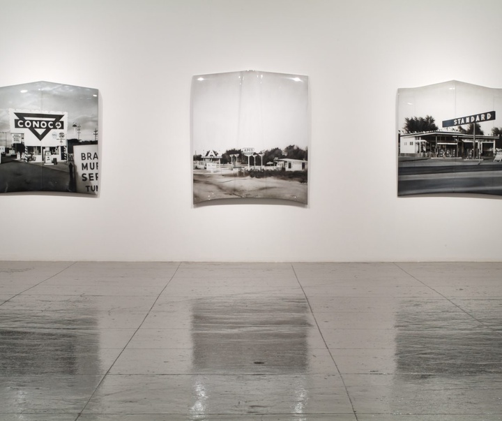 گالری آثار چیدمان و حجم جاناتان مانک از بریتانیا