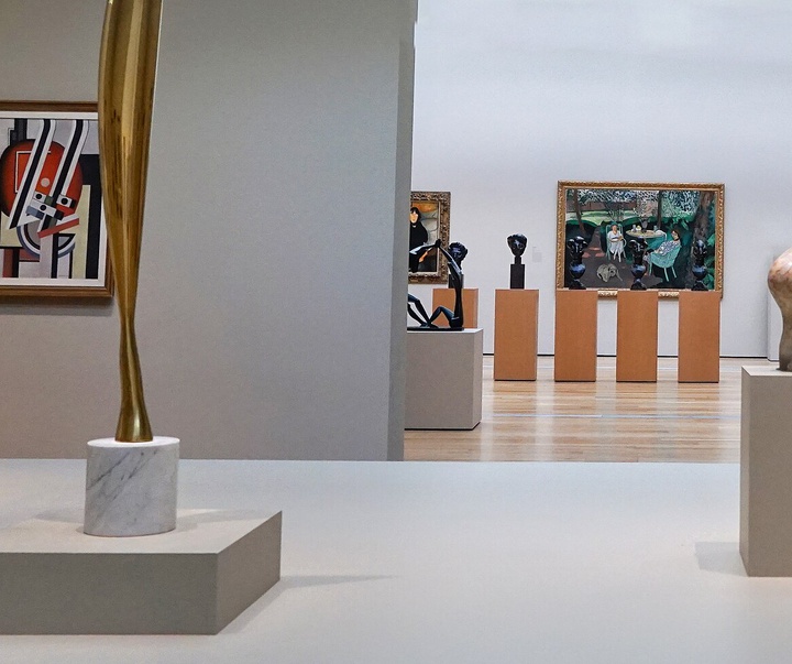 modern art galleries