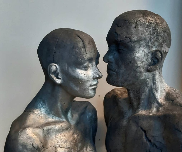گالری آثار مجسمه اِوا آنتونیونی از سوییس
