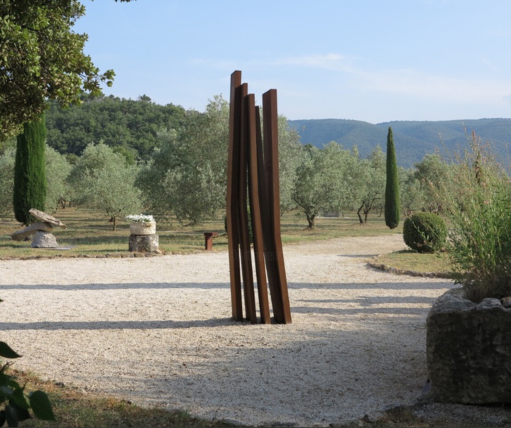 گالری آثار حجم اتین ویارد از فرانسه