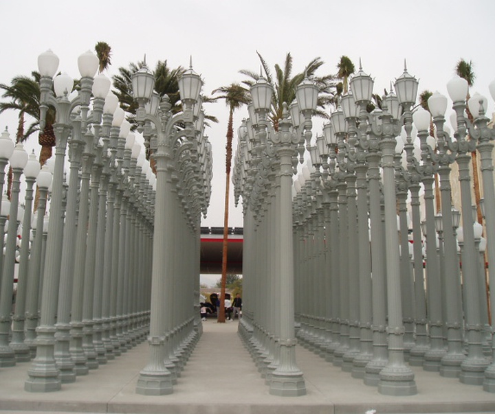 urban light sculpture by chris burden