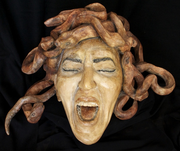 گالری آثار مجسمه و حجم مهنوش مدونپور