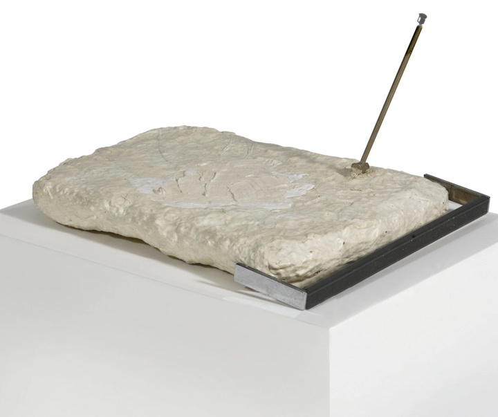 گالری آثار حجم و مجسمه فرانتس وست از اتریش