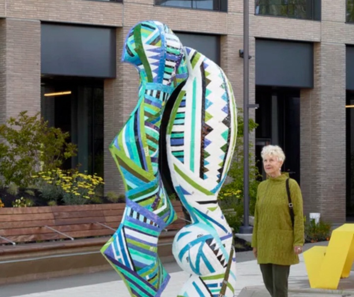 گالری آثار مجسمه و حجم آن وبر از آمریکا