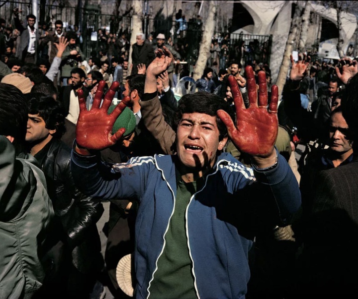 گالری منتخب عکس های پیروزی انقلاب اسلامی از دیوید بارنت-آمریکا
