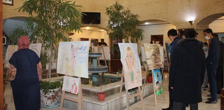 برکزاری نمایشگاه نقاشی و خوشنویسی اشعار حکیم نظامی گنجوی در عشق‌آباد