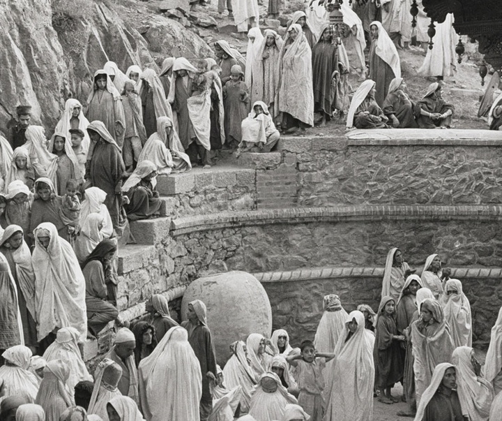 گالری عکس های هانری کارتیه برسون، دهه ۳۰ و ۴۰ میلادی