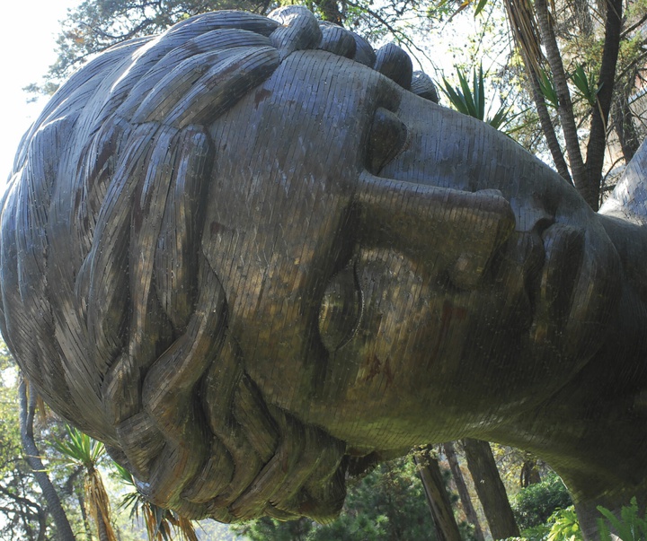 گالری آثار مجسمه و حجم رافائل سان خوان از کوبا