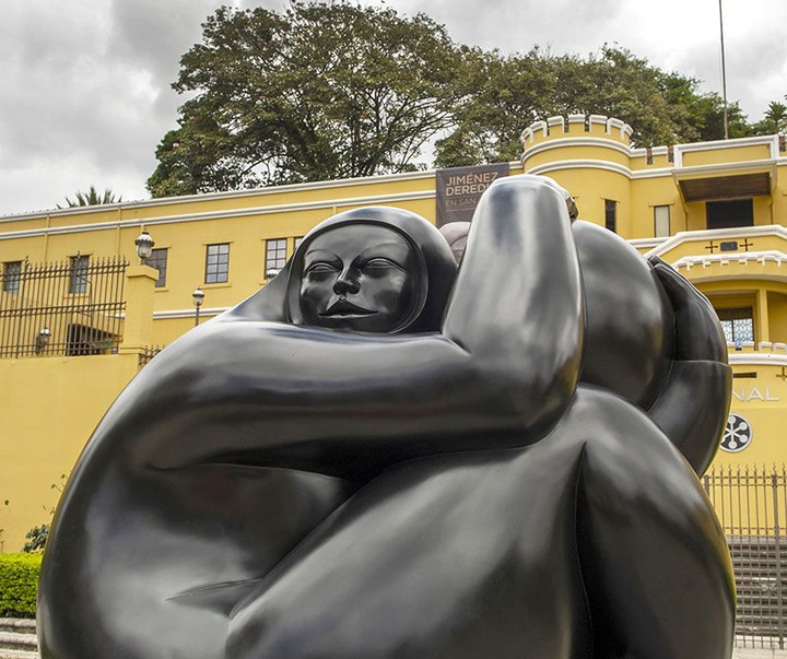 گالری آثار مجسمه و حجم خورخه خیمنز مارتینز از کاستاریکا