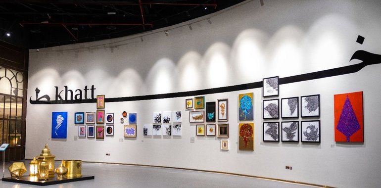 آثار هنرمندان ایرانی در نمایشگاه کالیگرافی "خط" در قطر