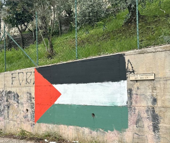گالری نقاشی‌های خیابانی با موضوع فلسطین
