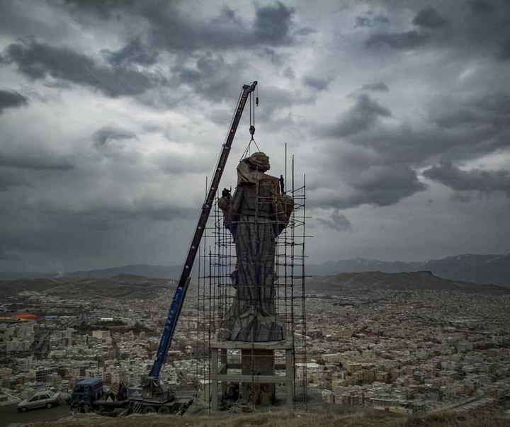 گالری آثار طراحی، نقاشی و حجم هادی ضیاءالدینی