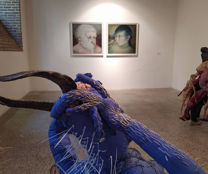 گالری آثار تصویرسازی نسیم داوری از ایران