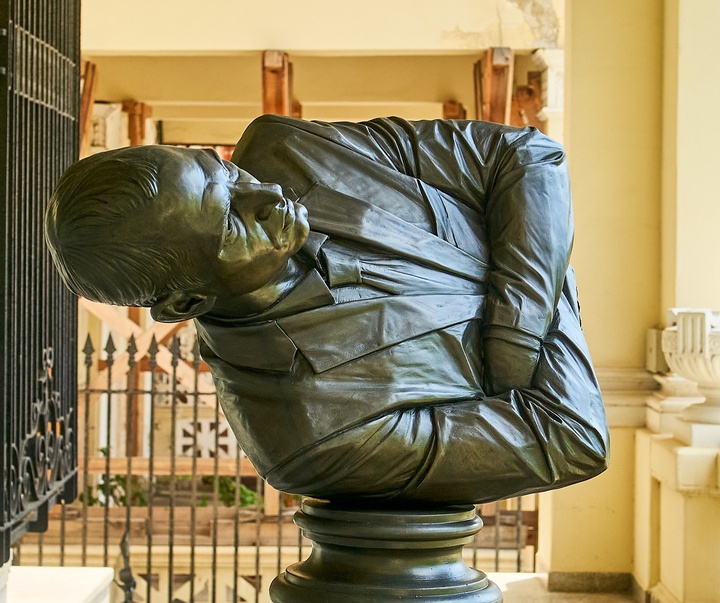 گالری مجسمه‌های گابریل رائول سیسنروس بائز از کوبا