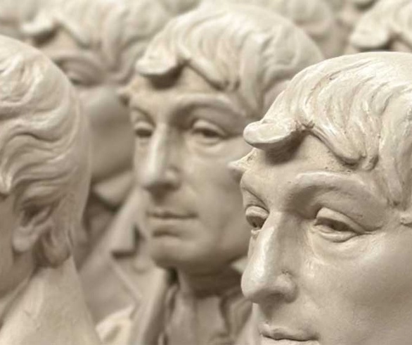 گالری مجسمه‌های کارلوس بناویدز از آرژانتین