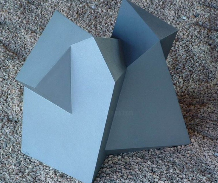 گالری آثار حجم کارلوس کاستاندو از اسپانیا