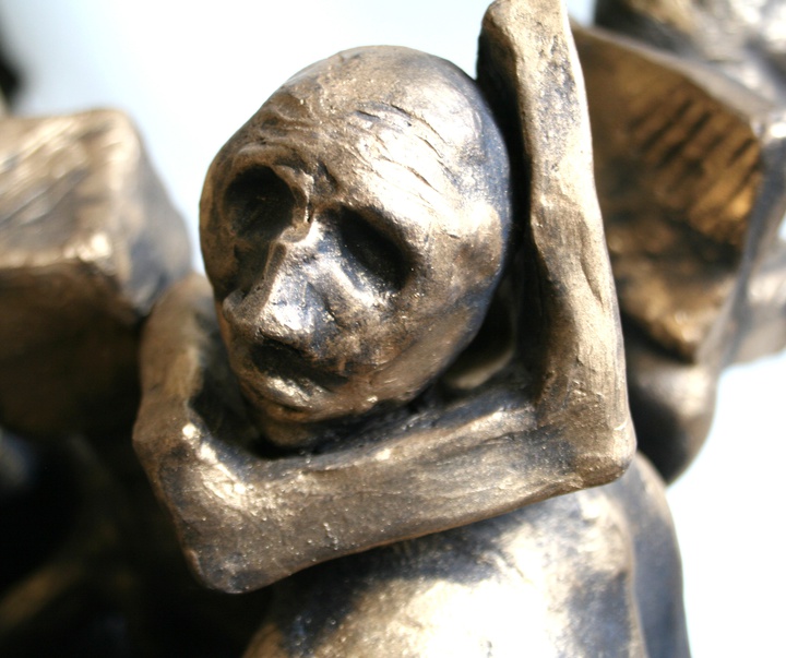 گالری آثار مجسمه و حجم مهنوش مدونپور