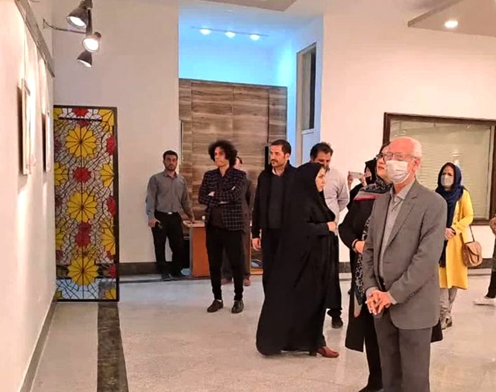 افتتاح نمایشگاه نقاشی آبستره در حوزه هنری لرستان